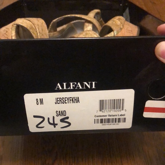 END OF YEAR SALE! | Alfani Jersey Sand Wedges - Picture 8 of 8